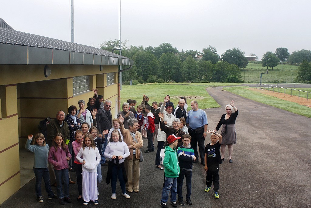 32 Waldescher Schueler in Lucenay (Juni2013)